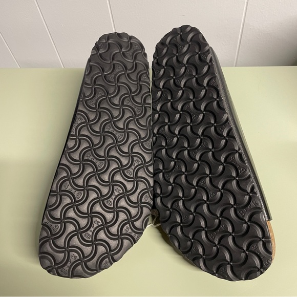 NWT Birkenstock Arizona Soft Footbed, Smooth Leather, Amalfi Black, size 8 - Picture 8 of 9